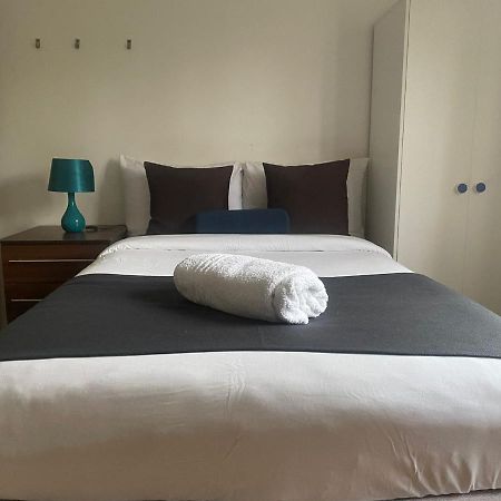 Sw16 Norbury Guesthouse Londra Esterno foto
