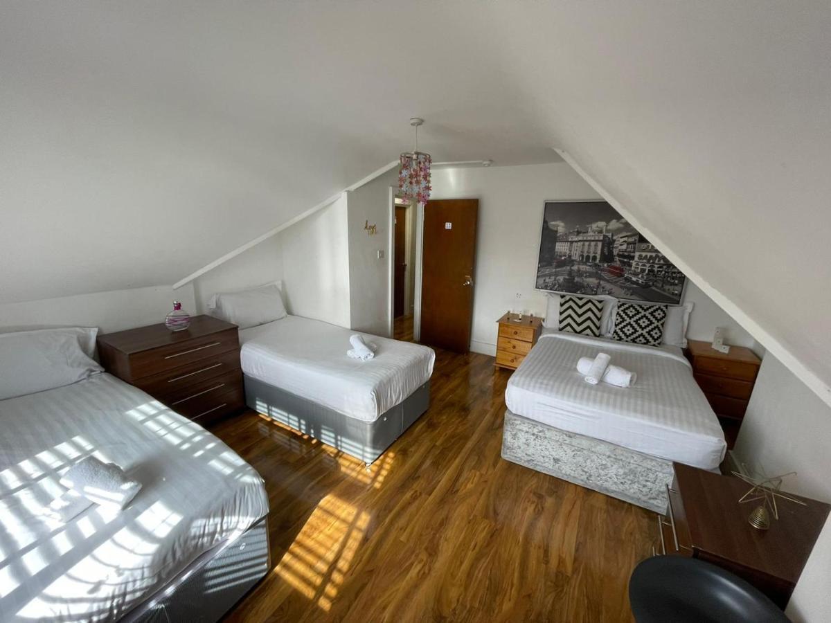 Sw16 Norbury Guesthouse Londra Esterno foto