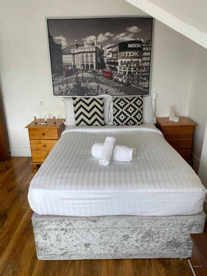 Sw16 Norbury Guesthouse Londra Esterno foto